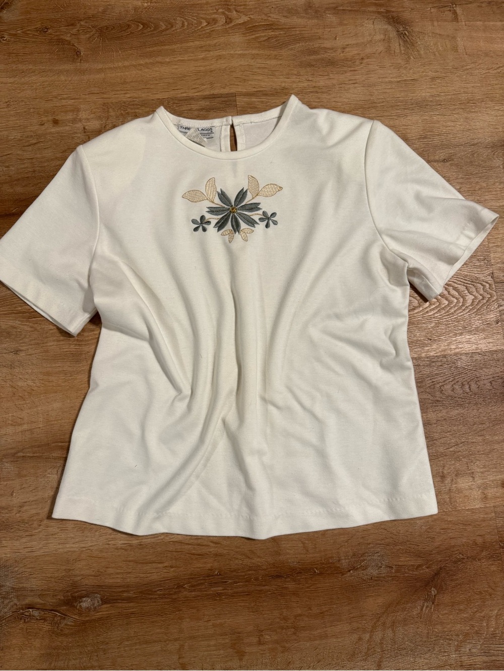 Vintage Three Flaggs Embroidered Floral Top Ivory Cottagecore